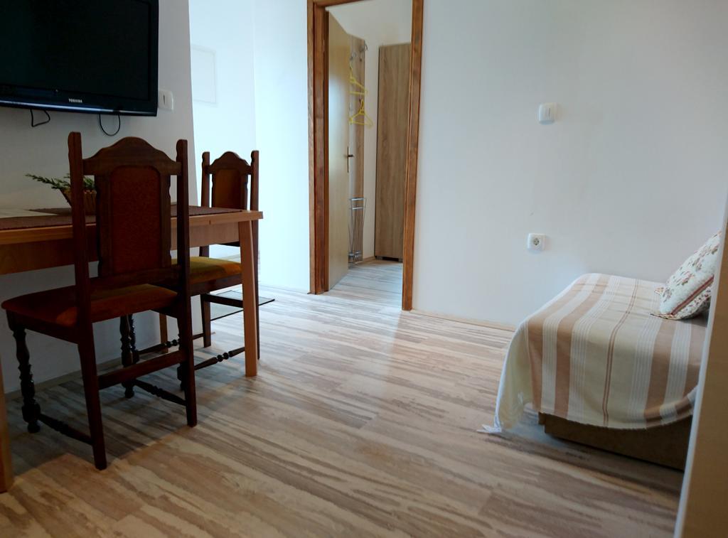 Apartment Cvijanovic Ploce  Eksteriør bilde